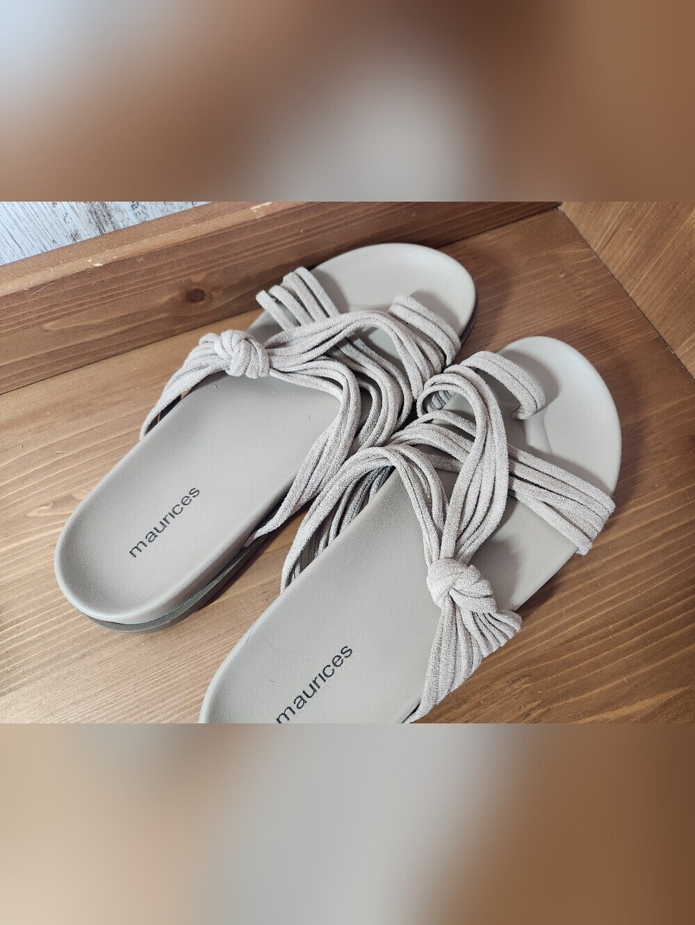 Maurices Light Stone Beige Gray Knotted Multi-Strap Slide Sandals 7M Like New